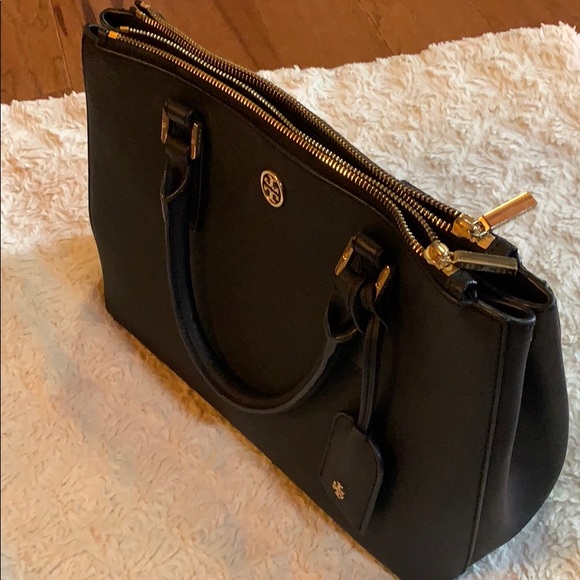 Tory Burch purse - Picture 2 of 3